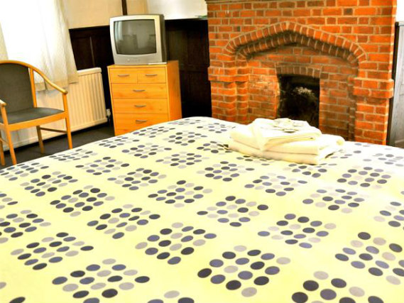 Relax in your room at Heathrow Lodge