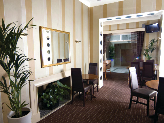 Begin your day with breakfast at Best Western Cumberland Hotel