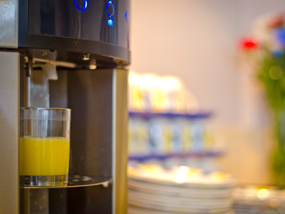 Begin your day with breakfast at Comfort Inn Edgware Road