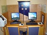 The internet booth at Holiday Inn Stratford