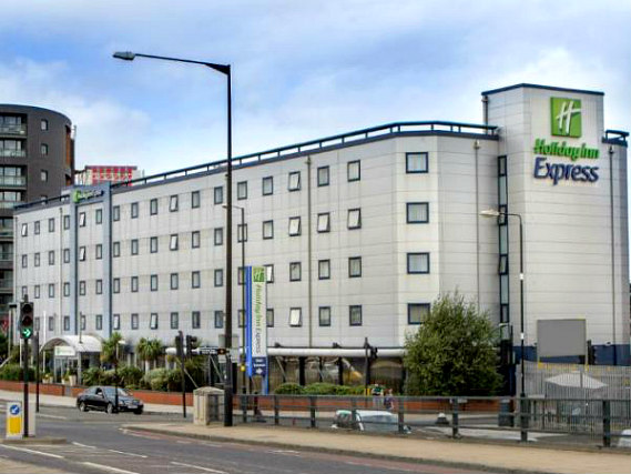 You'll be close to The O2 Arena when you stay at Holiday Inn Express Royal Docks